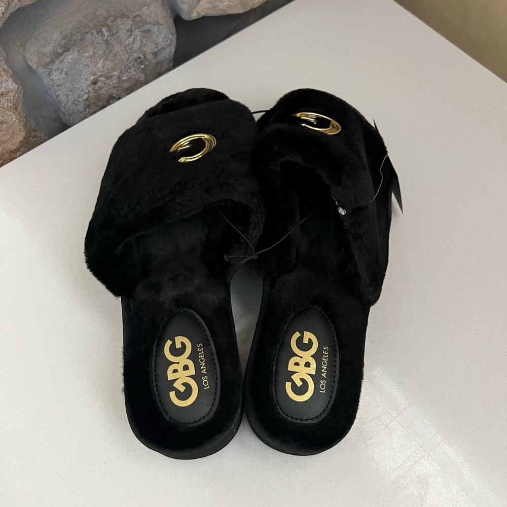 G by Guess Faux Fur Platform Sandals Size 10 - Picture 4 of 6